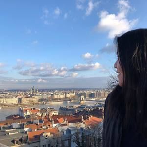 Meet your Posher, Sharon